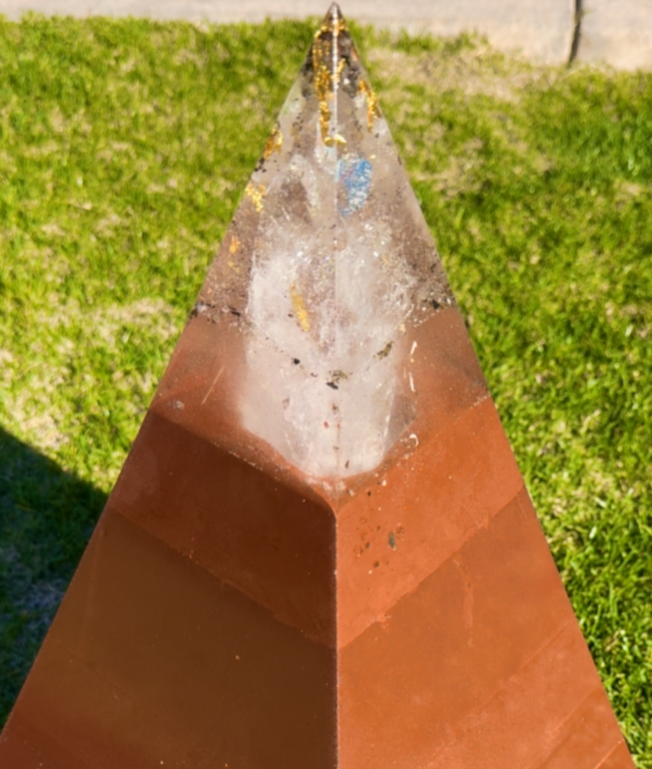 XXL Red Sun 8+ Sided 72° Nubian