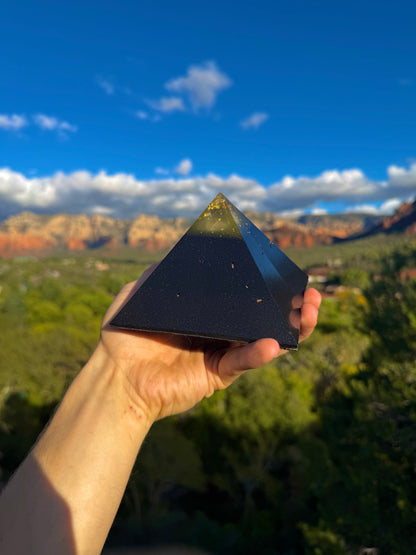Solar Plexus Black Sun Giza orgone pyramid, close-up view