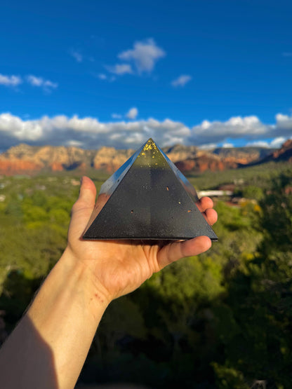 Solar Plexus Black Sun Giza orgone pyramid, side profile