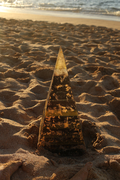 XXL "The One" 8+ Sided 76° Nubian Legendary Pyramid
