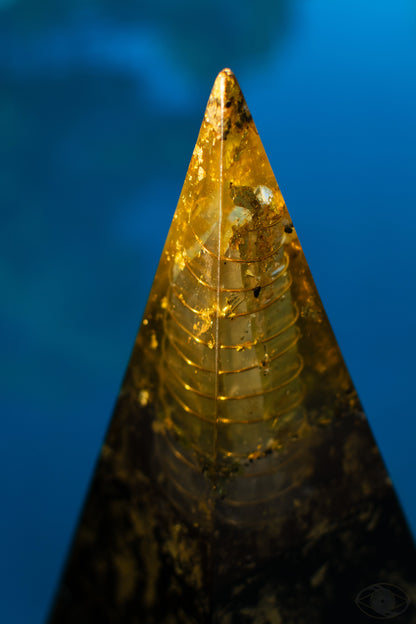 XXL "The One" 8+ Sided 76° Nubian Legendary Pyramid