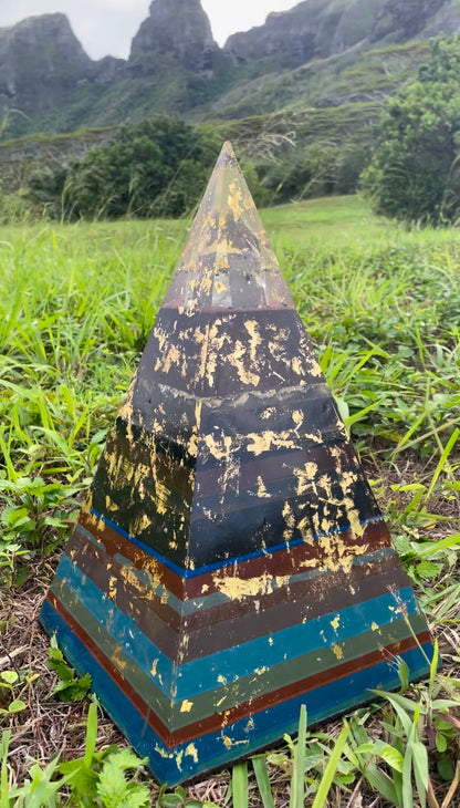 *SOLD* 1 of 1 "Elestial Sight” 8+ Sided 72° Nubian Pyramid