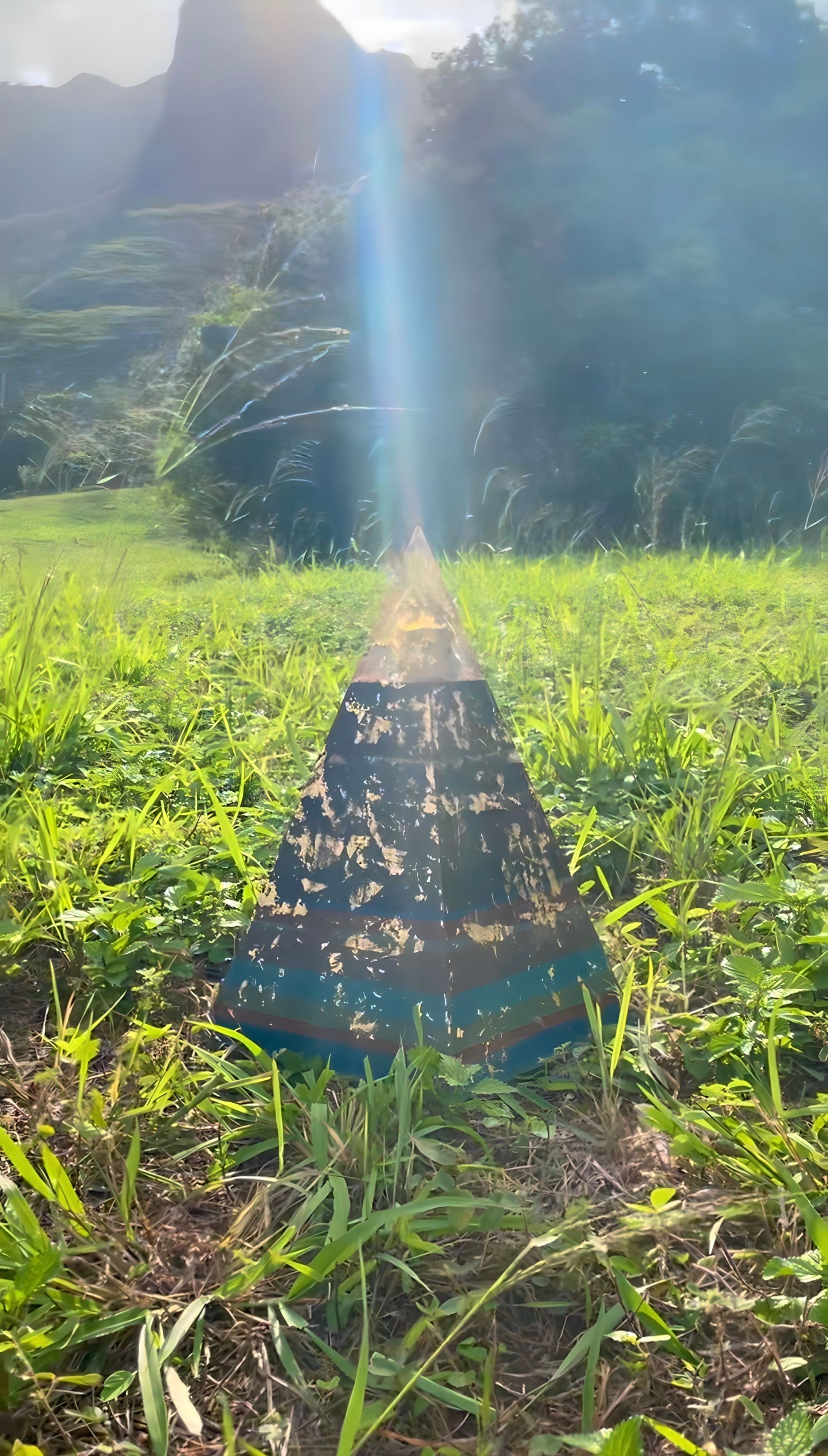 *SOLD* 1 of 1 "Elestial Sight” 8+ Sided 72° Nubian Pyramid